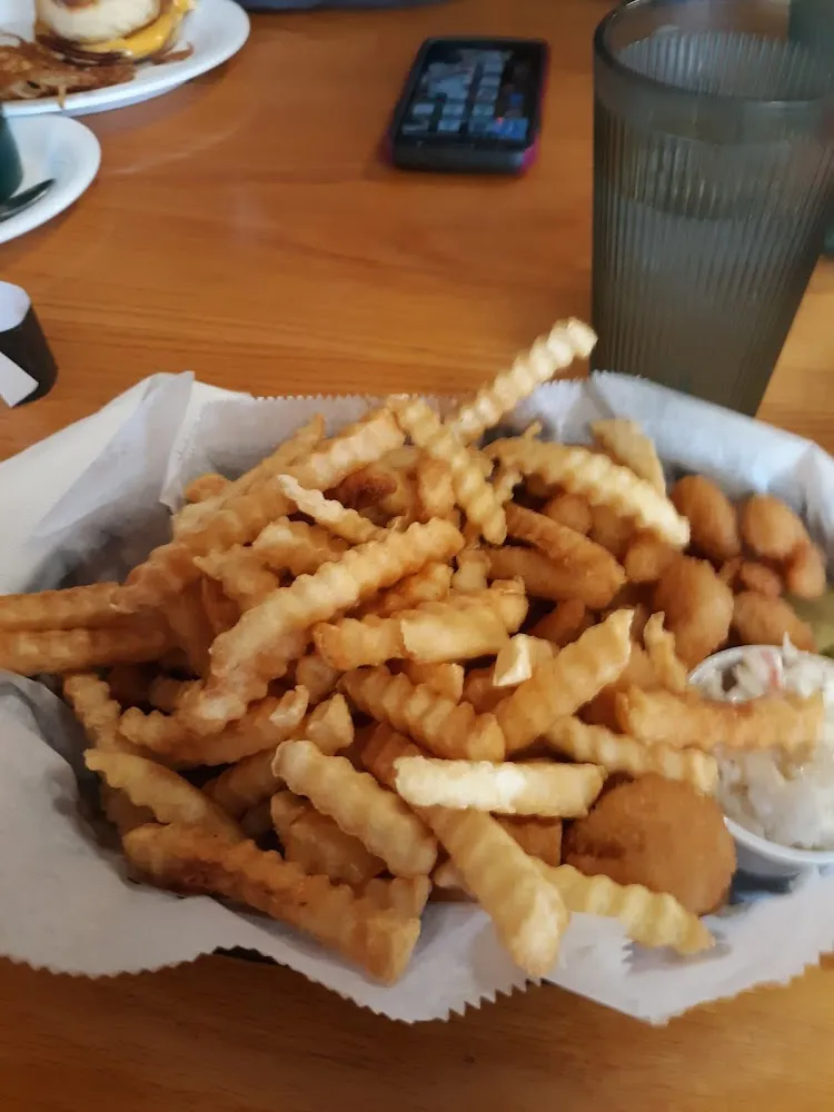 Shrimp Basket with Fries